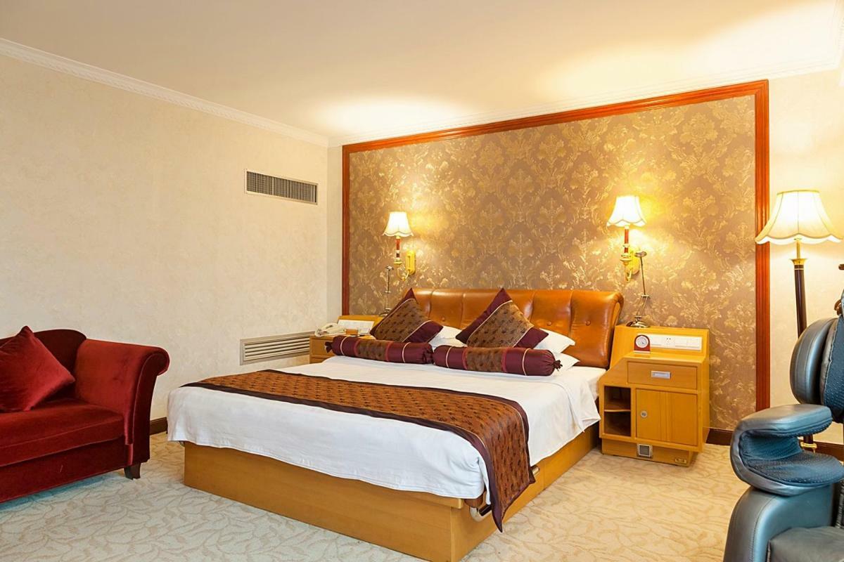 Xiamen Huaqiao Hotel Extérieur photo
